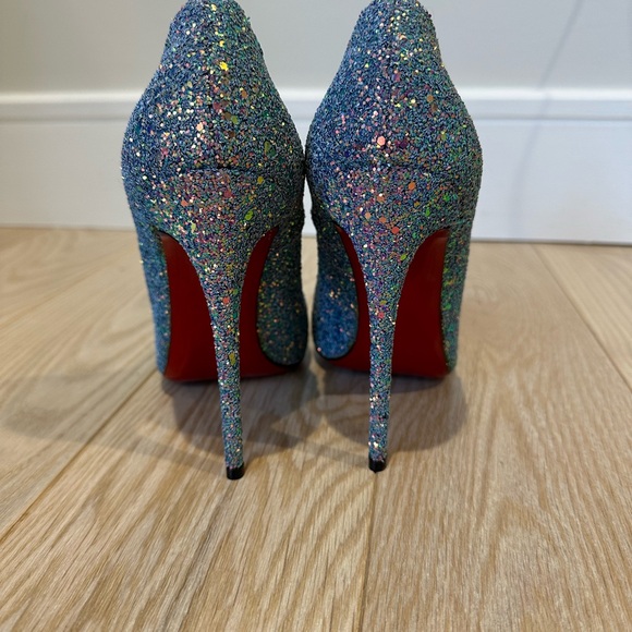 Multi color Christian Louboutin only wore once size 39.5 - Picture 4 of 5